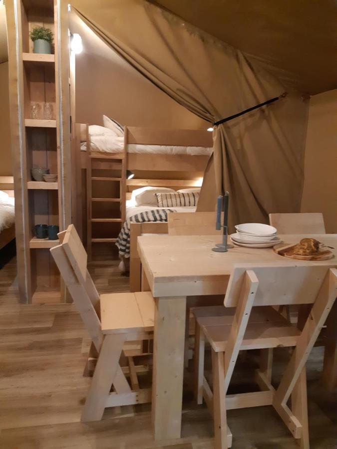 Tente Familiale Au Camping Hautoreille Bannes  Buitenkant foto